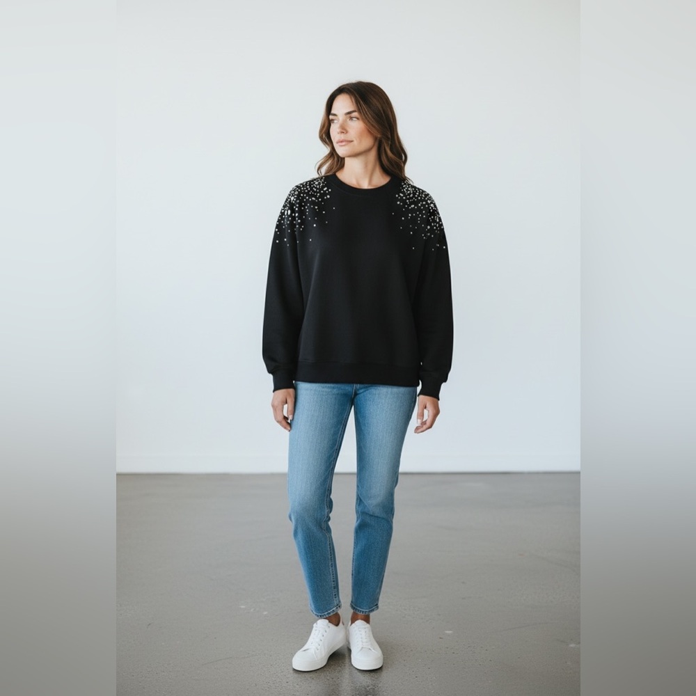 Women's Truth by Republic Black Sweatshirt with Rhinestones Size Large